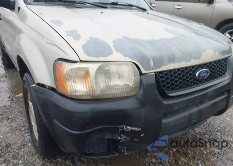 2003 Ford Escape Xls z USA, uszkodzony, nr VIN 1FMYU02113KC25514